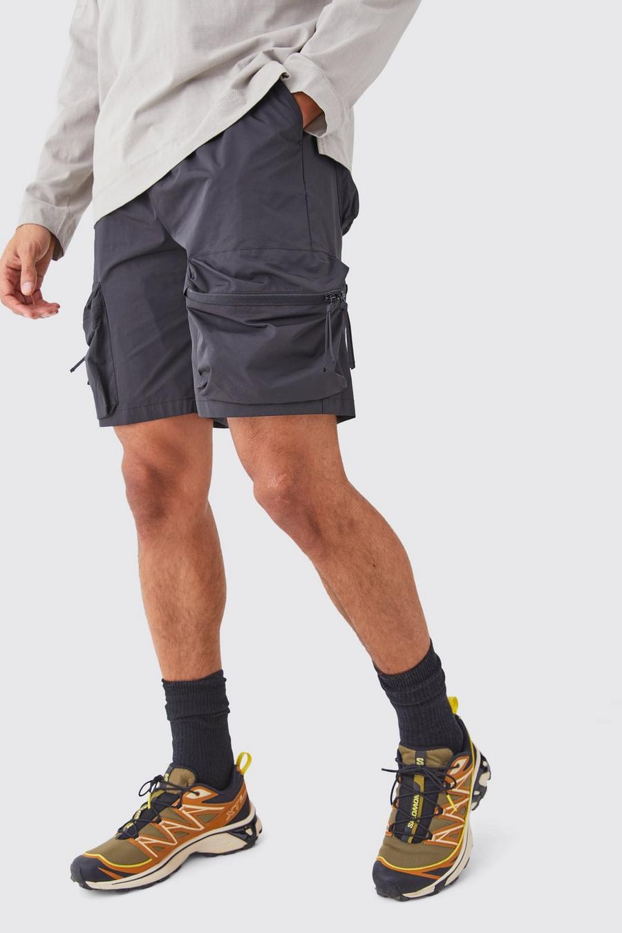 Black Elastic Waist Relaxed 3d Cargo Shorts image number 1