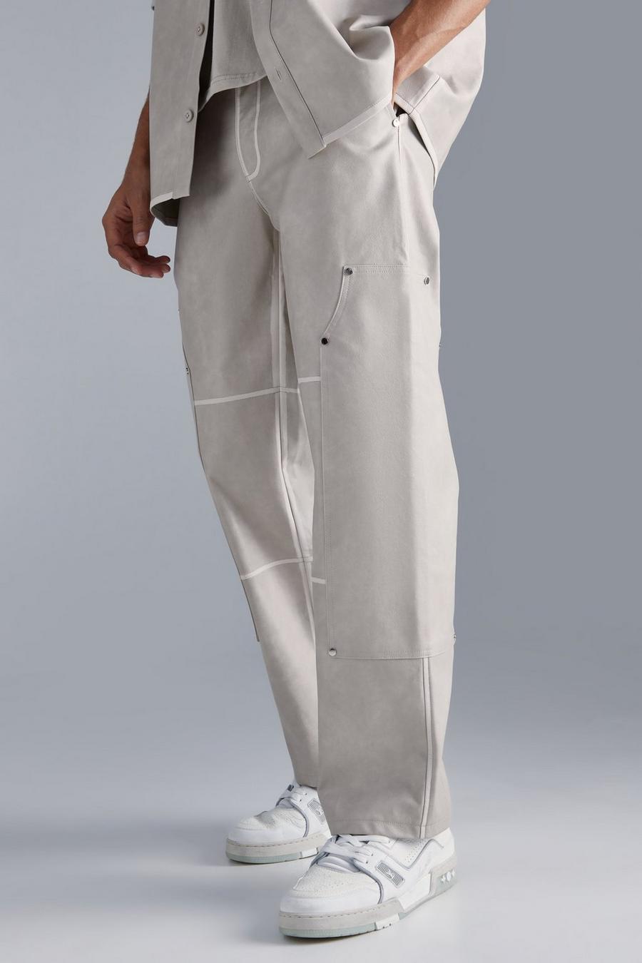 Pantalón holgado de cuero sintético estilo carpintero con lavado de ácido y costuras, Ecru