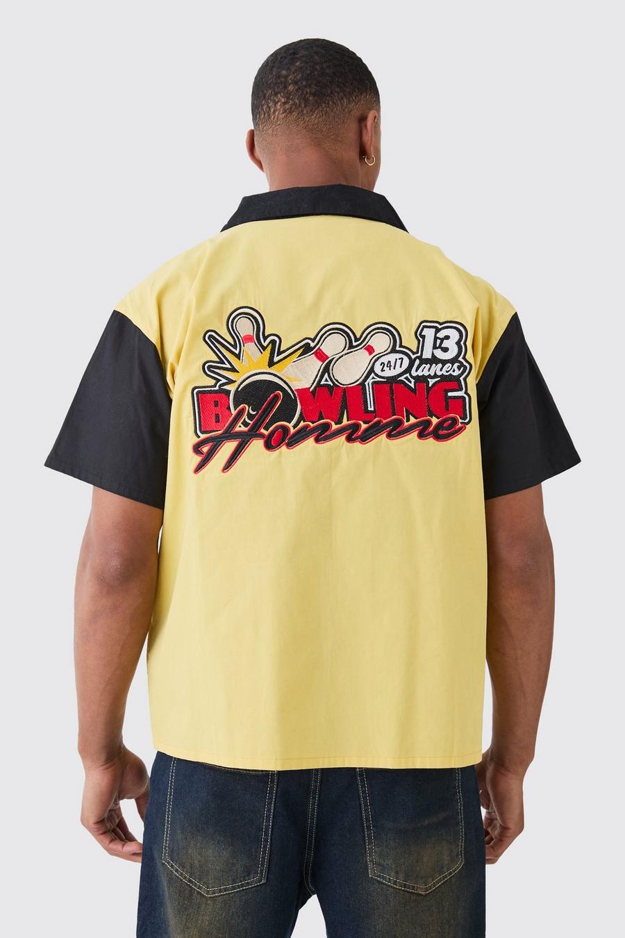 Camisa recta Homme de manga corta y popelina estilo bowling, Mustard image number 1