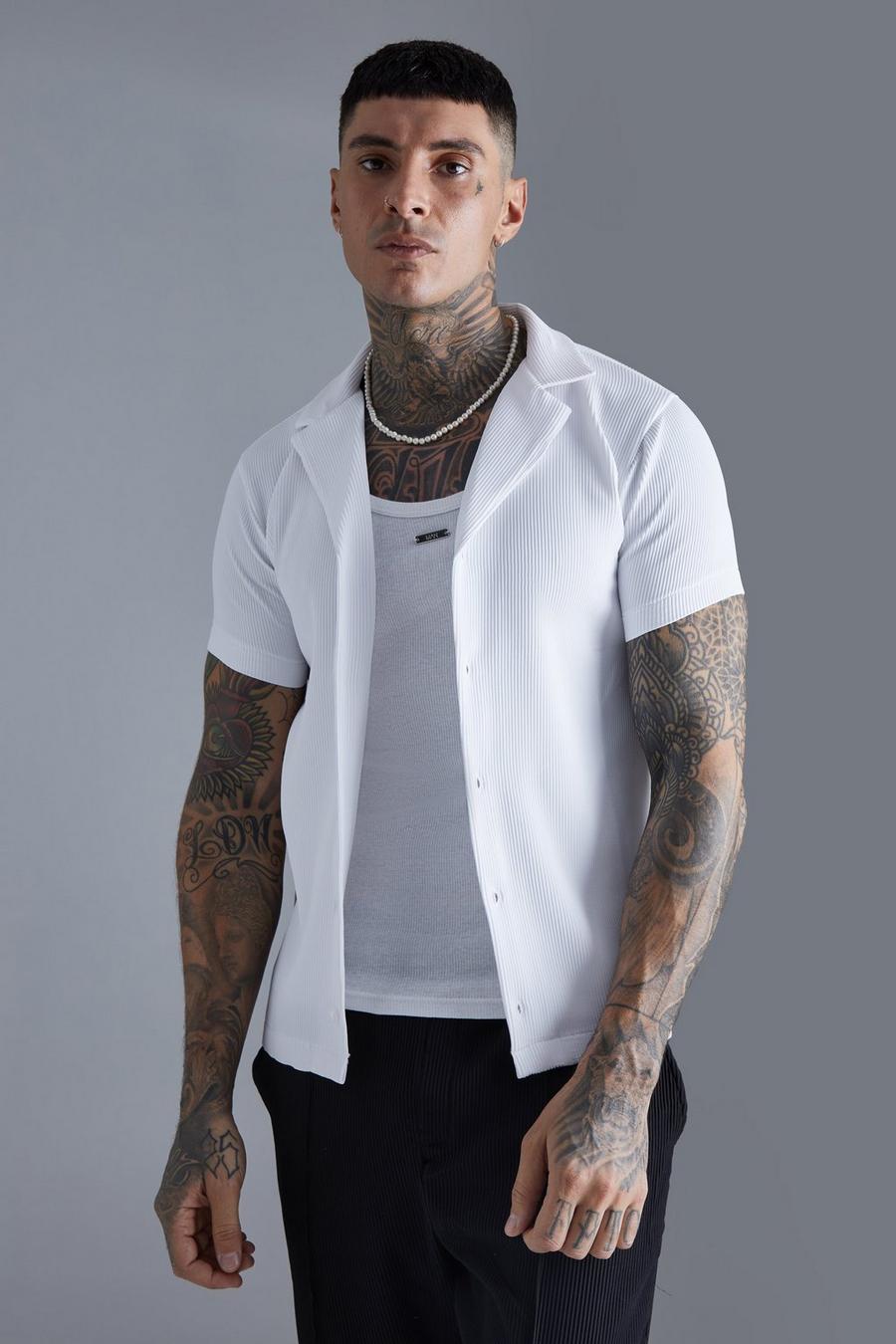 White Short Sleeve Revere Stretch Fit Pleated Shirt