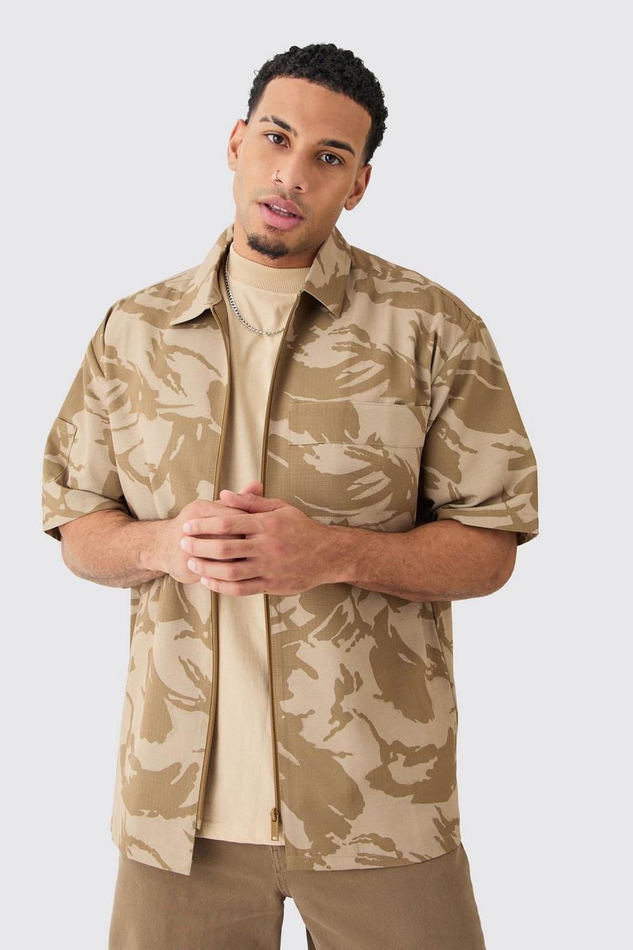 Camicia squadrata oversize in nylon ripstop in fantasia militare con zip, Khaki