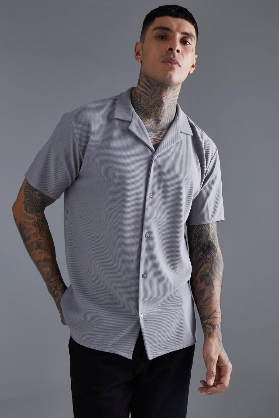 Grey Oversized Geribbeld Overhemd Met Korte Mouwen En Revers Kraag image number 1
