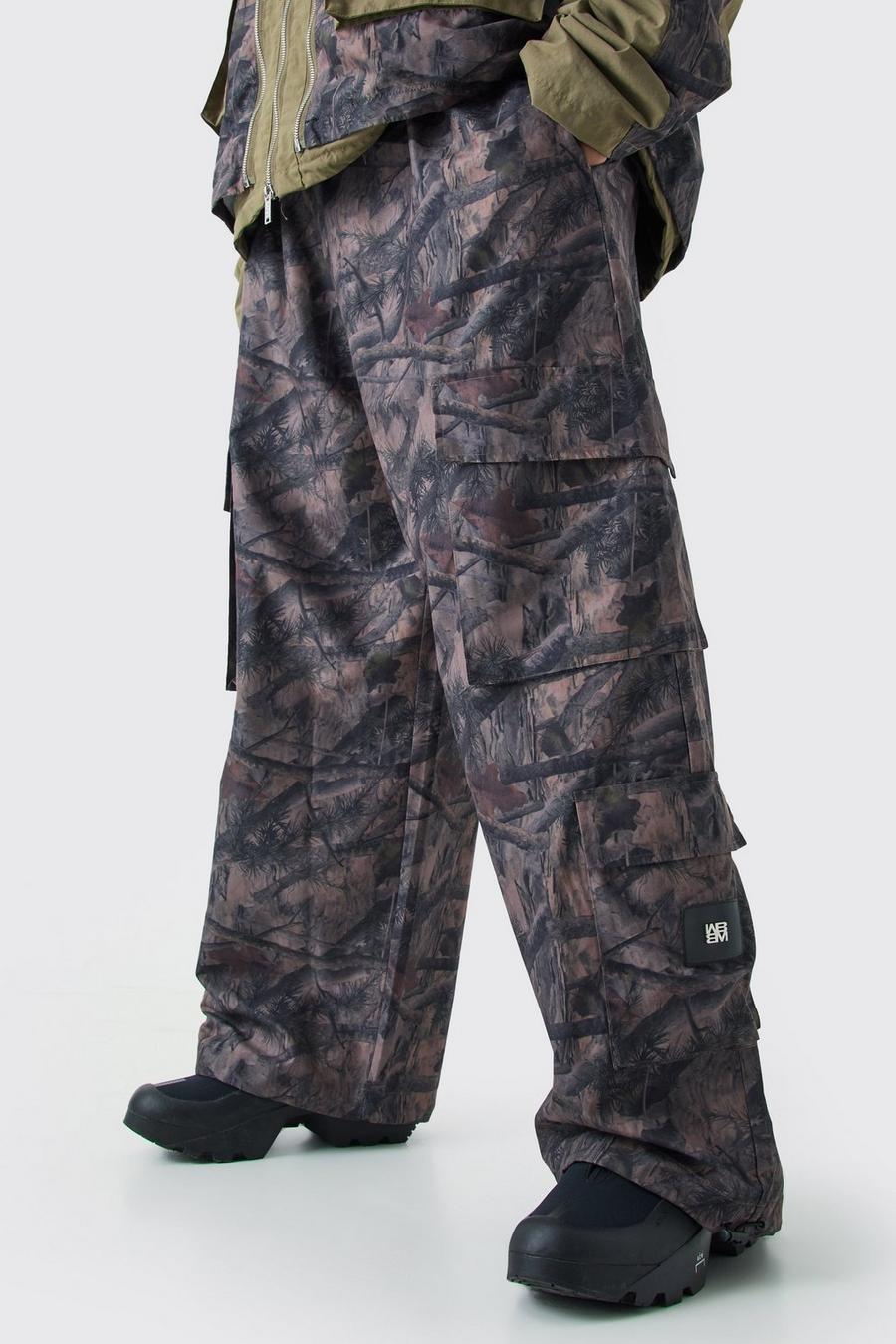 Brown Plus Elasticated Waist Camo Cargo Trousers image number 1