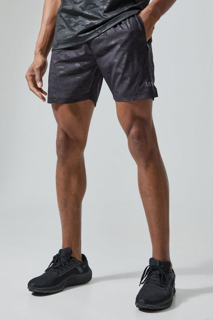 Man Active 5 Inch Camouflage Shorts, Black
