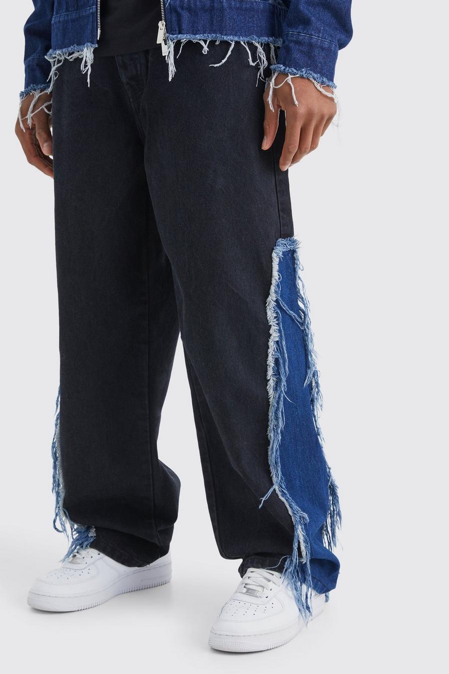 Jeans extra comodi in True Black effetto patchwork in denim rigido sfilacciato