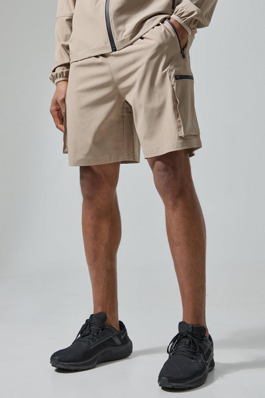 Man Active Cargo-Shorts, Sand image number 1