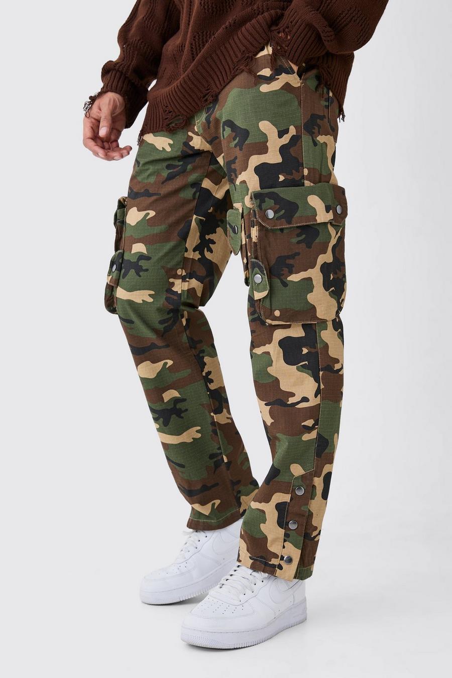 Pantaloni dritti in nylon ripstop in fantasia militare in rilievo con dettagli stile Cargo, Khaki image number 1