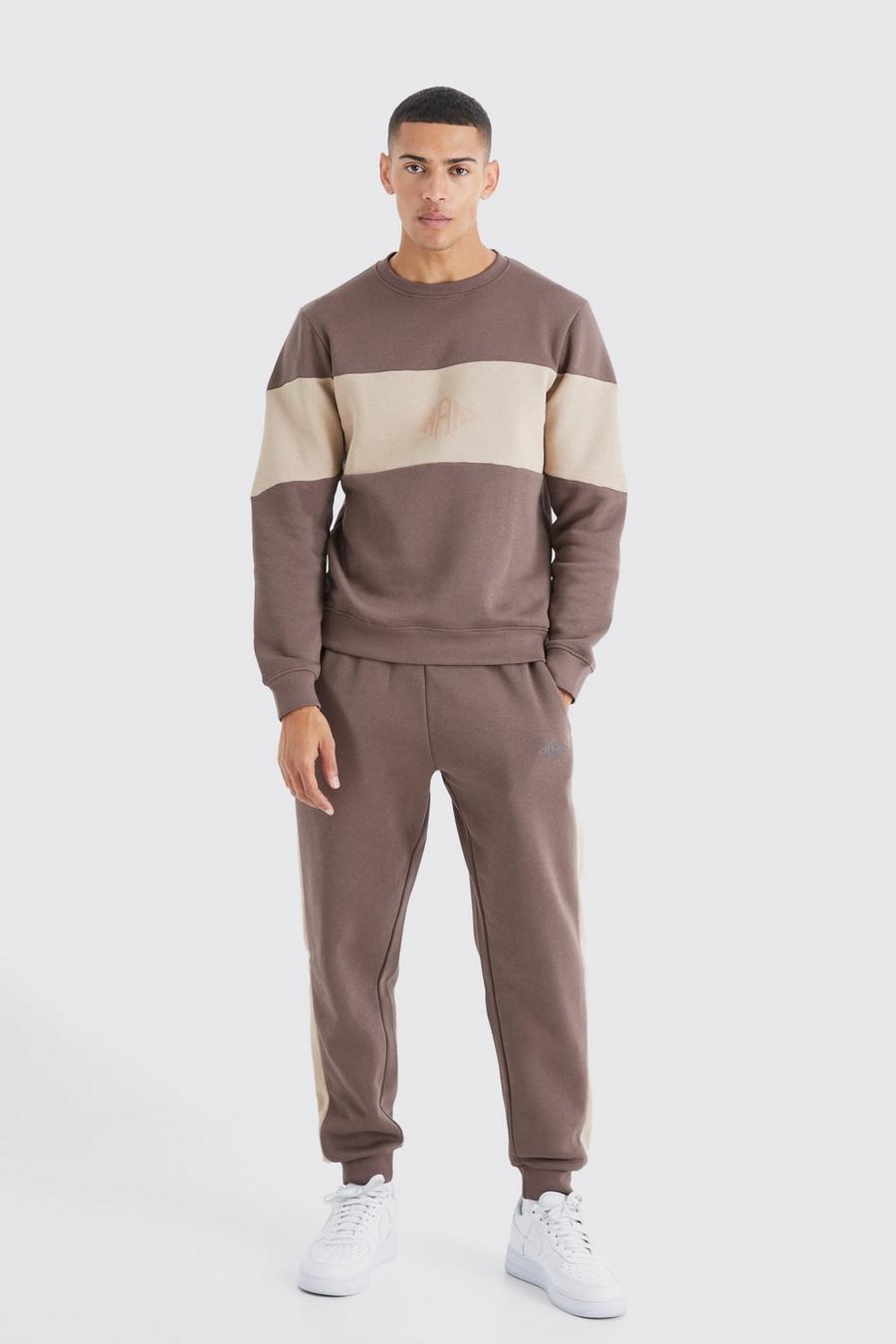 Man Slim-Fit Colorblock Sweatshirt-Trainingsanzug, Chocolate image number 1