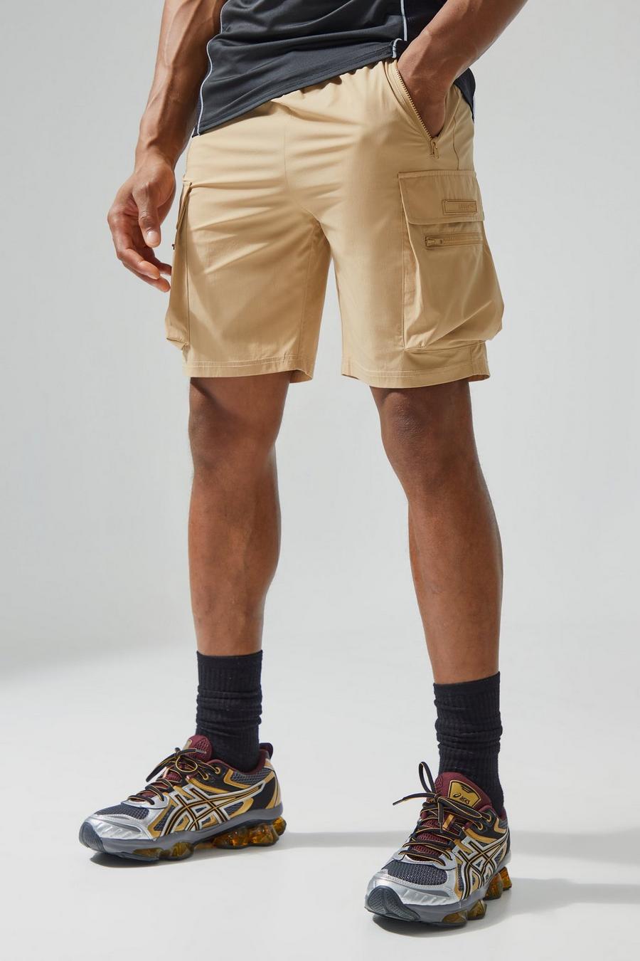 Man Active Cargo-Shorts, Beige image number 1