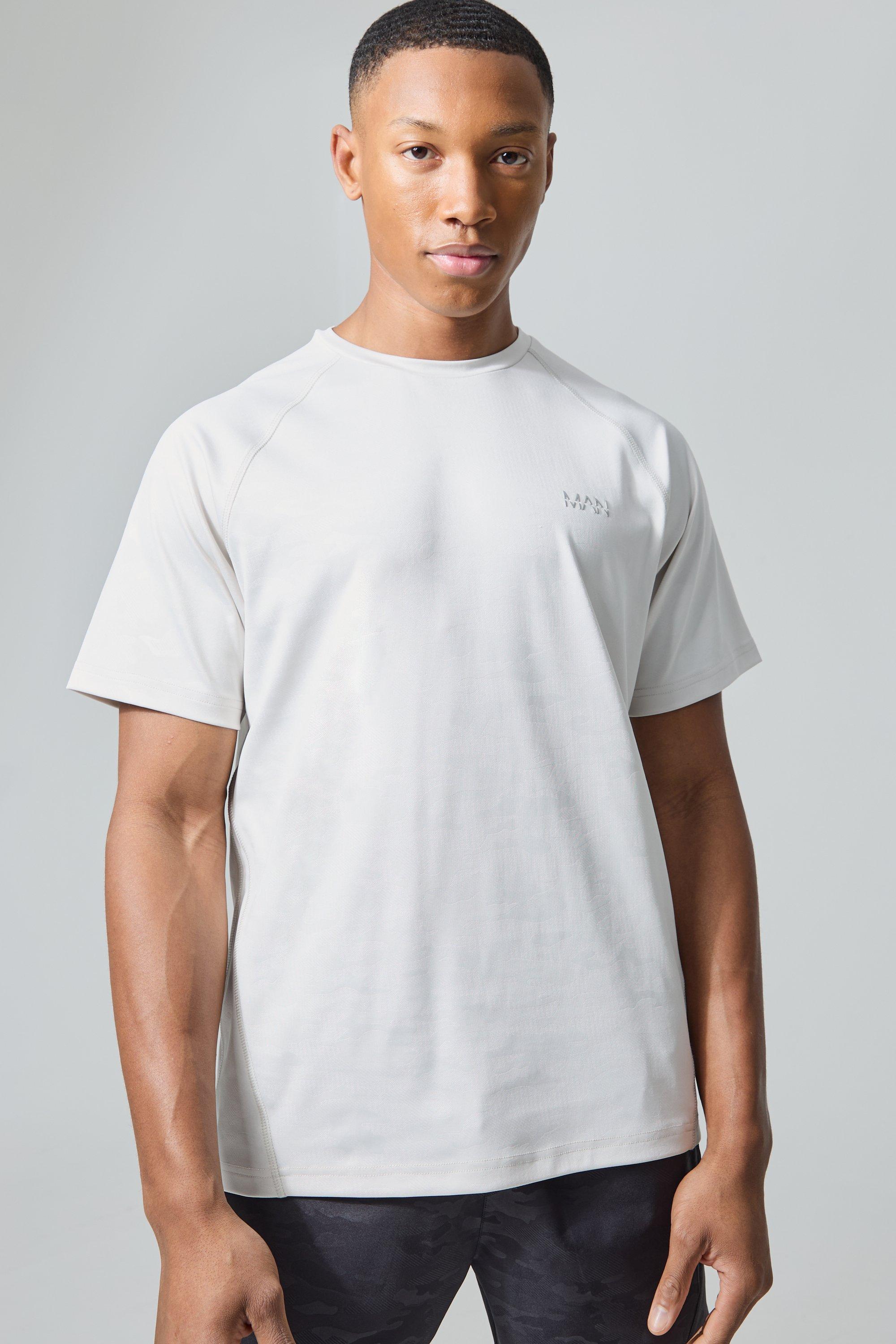 raglan pocket tee