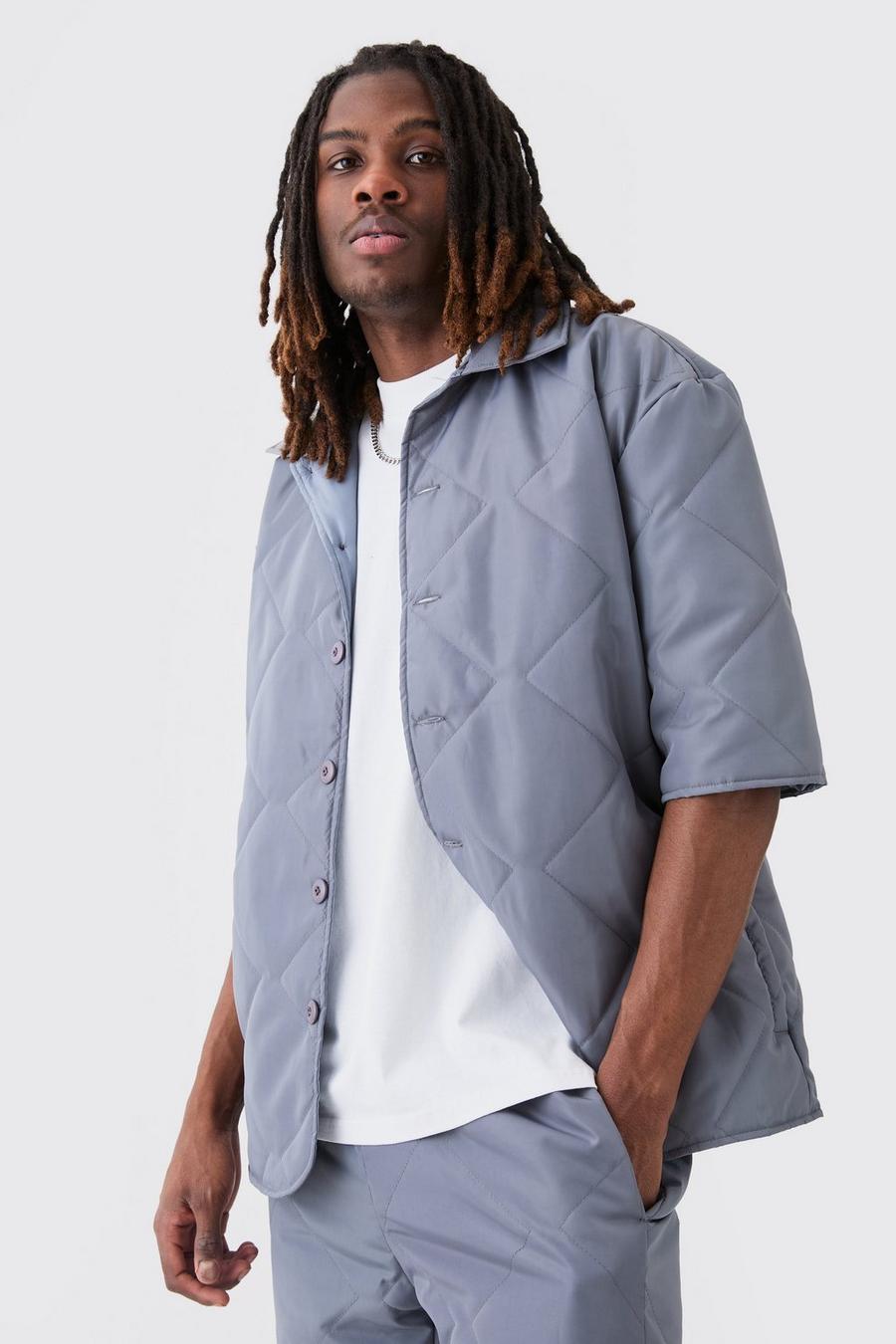 Grey Oversized Gewatteerd Overhemd Met Korte Mouwen En Stiksels image number 1