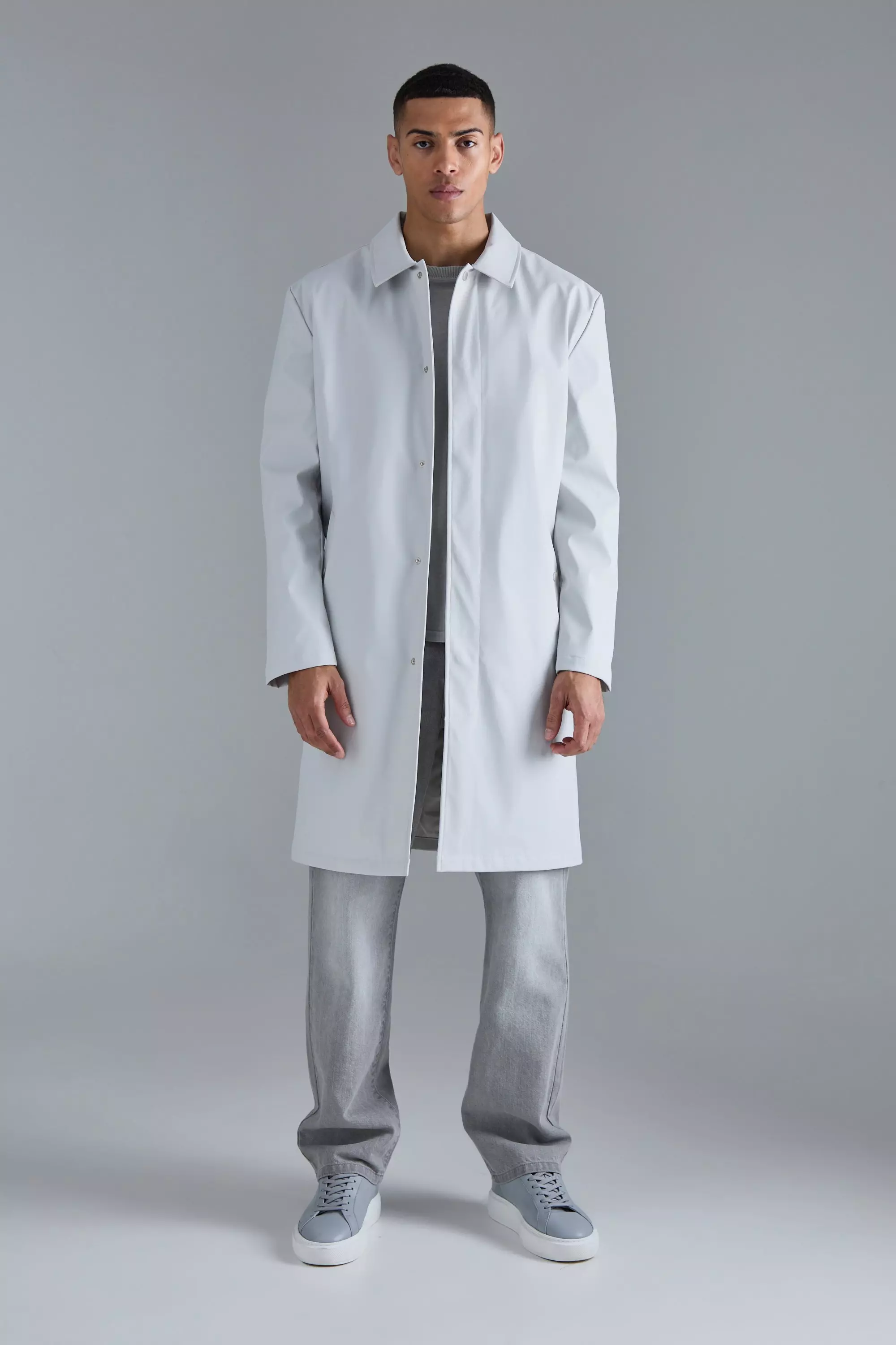 Light grey Shower Proof Mid Length Mac صورة بديلة