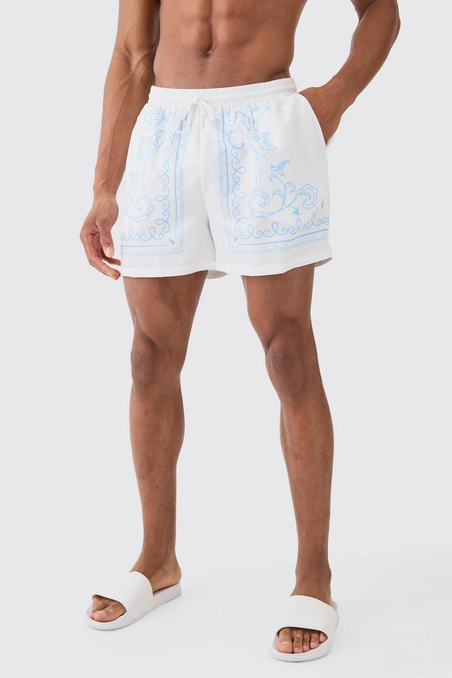 Pantaloncini da bagno corto in fantasia barocca con bordi, White image number 1