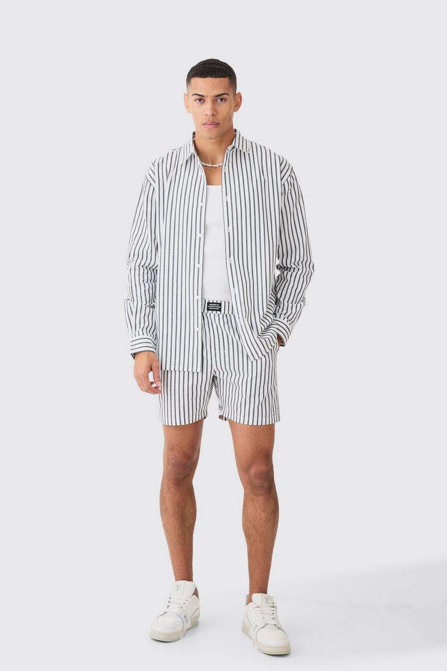 Grey Oversize randigt set med shorts i poplin image number 1
