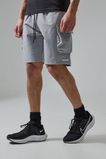 Man Active 5inch Oversized Reflective Cargo Short grey