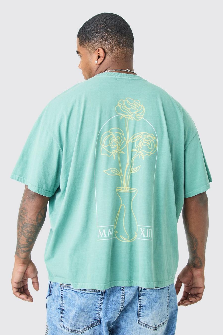 Camiseta Plus oversize sobreteñida con estampado gráfico de flores, Sage image number 1