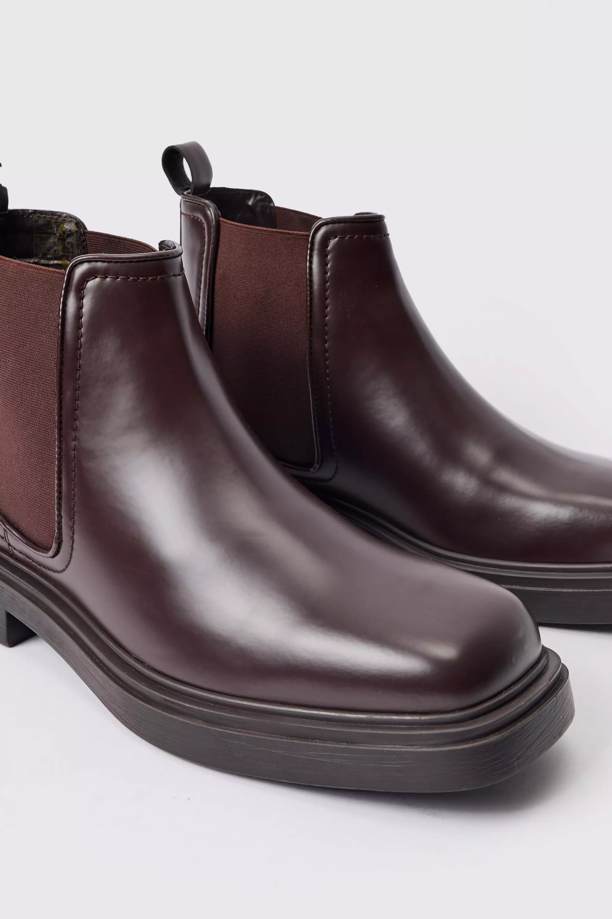 PU Square Toe Chelsea Boot In Brown alternative image
