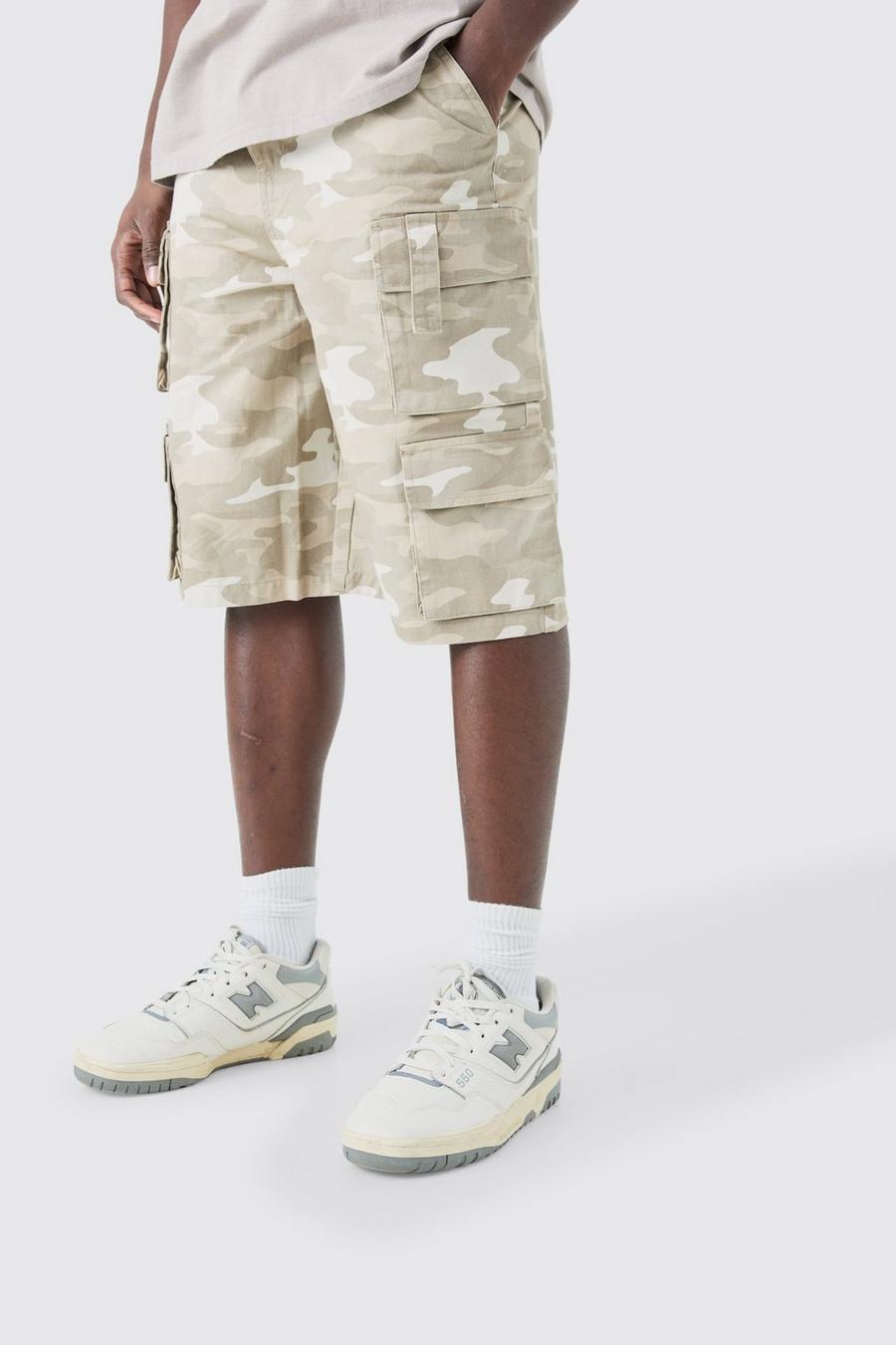 Pantalón deportivo de camuflaje con cintura fija y bolsillos cargo, Sand image number 1