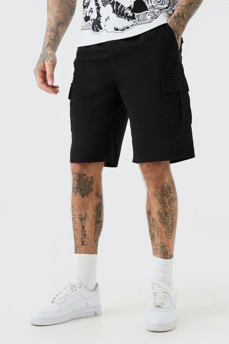 Tall lockere Cargo-Shorts mit elastischem Bund in Schwarz, Black image number 1