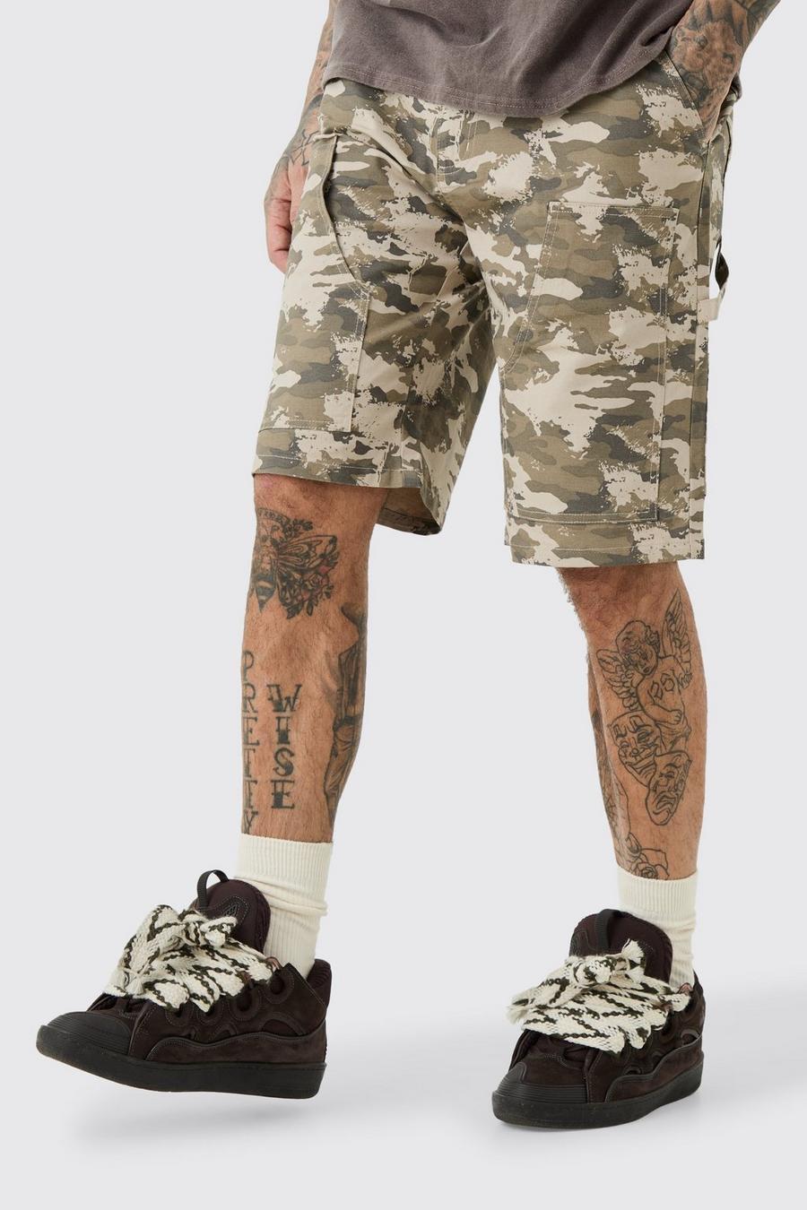 Multi Tall Kamouflagemönstrade shorts i twill