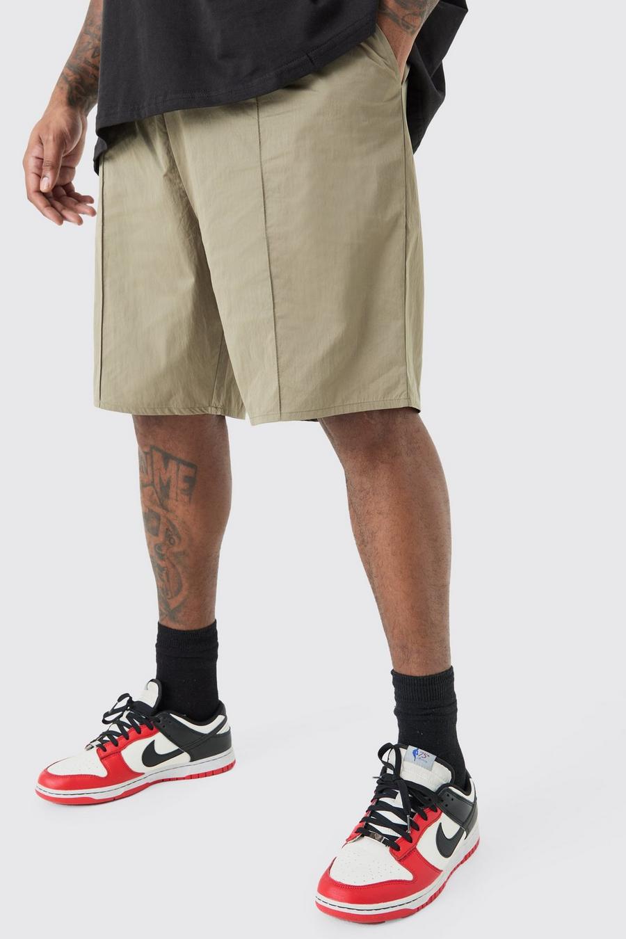 Khaki Plus Nylon Shorts Met Elastische Taille, Biezen En Naaddetail image number 1