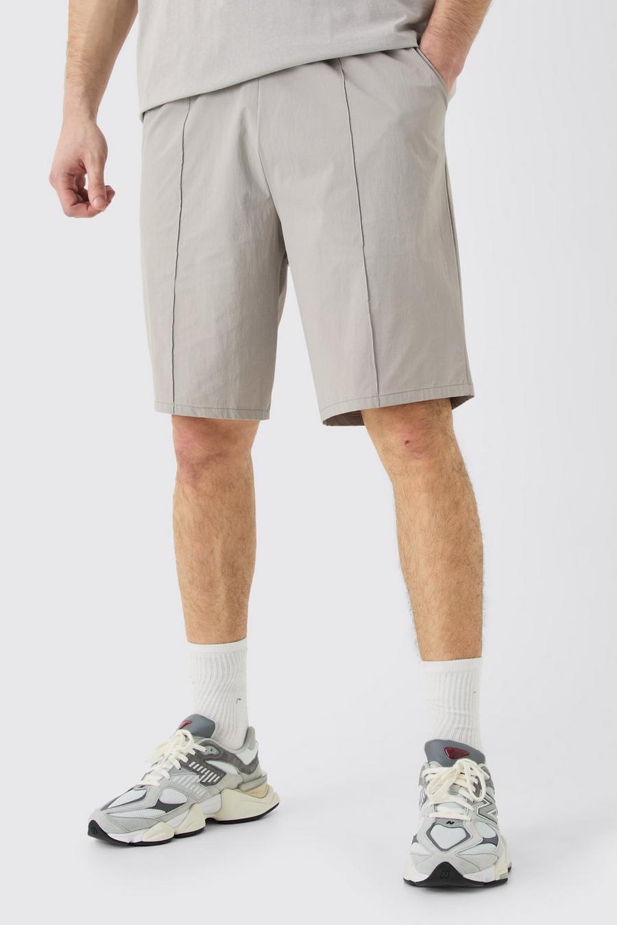 Pantaloncini Tall in nylon con vita elasticizzata, nervature e cuciture, Grey