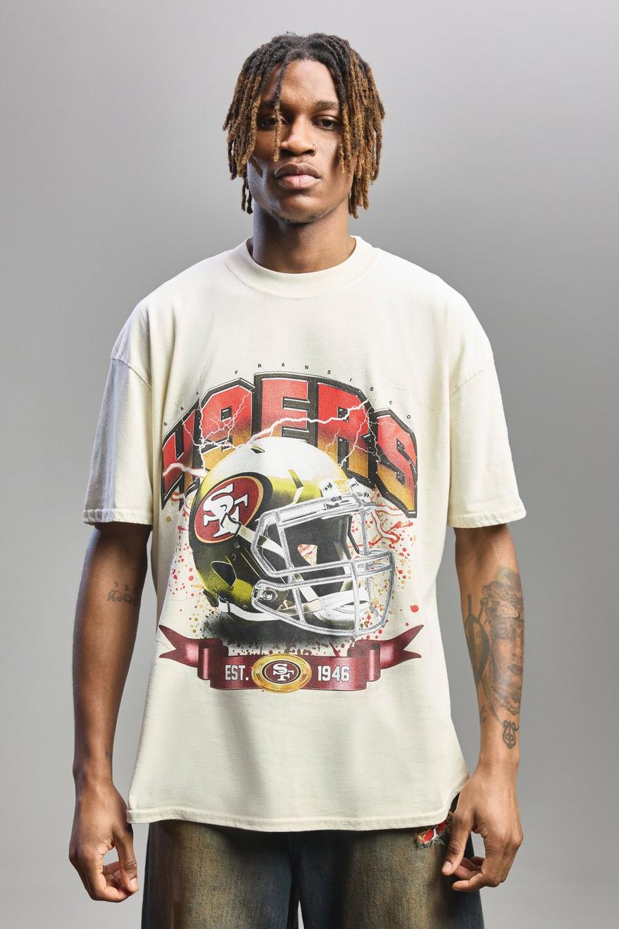 Cream NFL 49ers Oversize t-shirt med tvättad effekt och hög hals image number 1