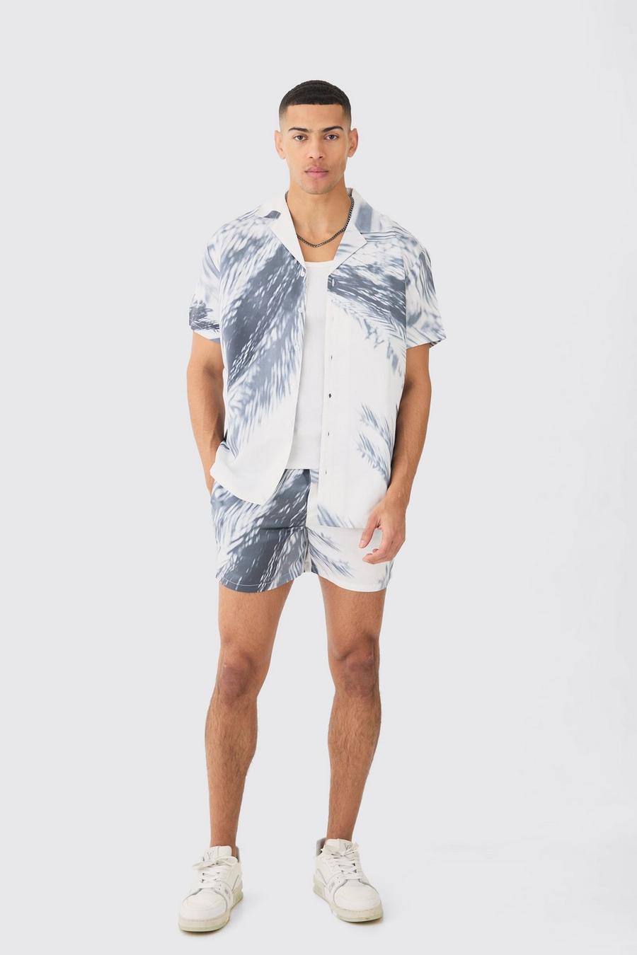 Oversize Satin-Hemd und Shorts mit Print, White image number 1