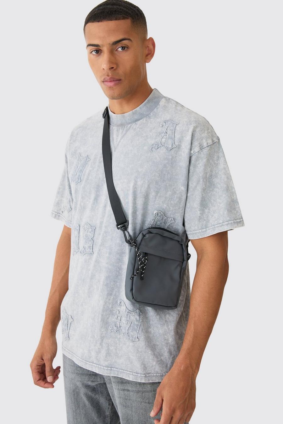 Basic Messengar Bag In Charcoal