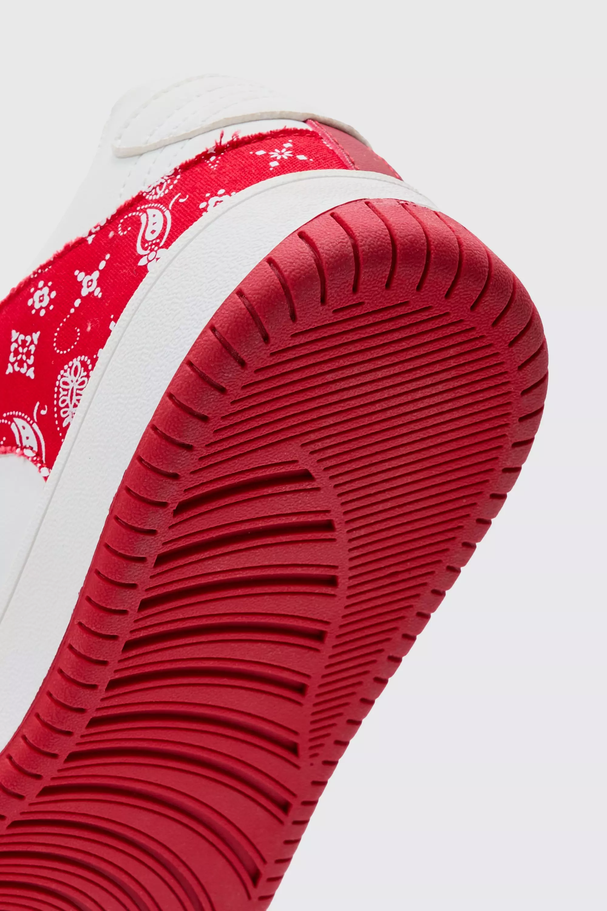 Nike air force 1 bandana limited edition sale