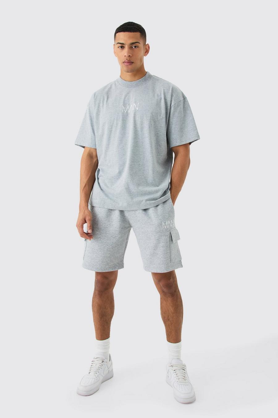 Grey marl MAN Oversize t-shirt med hög halsringning och cargoshorts image number 1