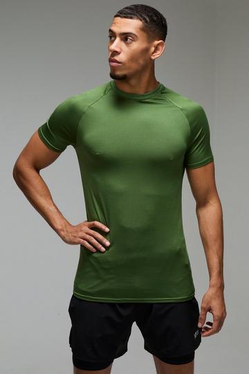 Man Active Lightweight Essentials Gym Muscle Fit Raglan T-shirt green