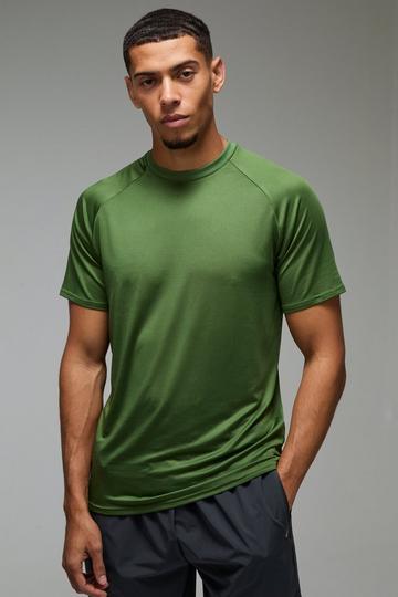 Man Active Lightweight Essentials Gym Raglan T-shirt green