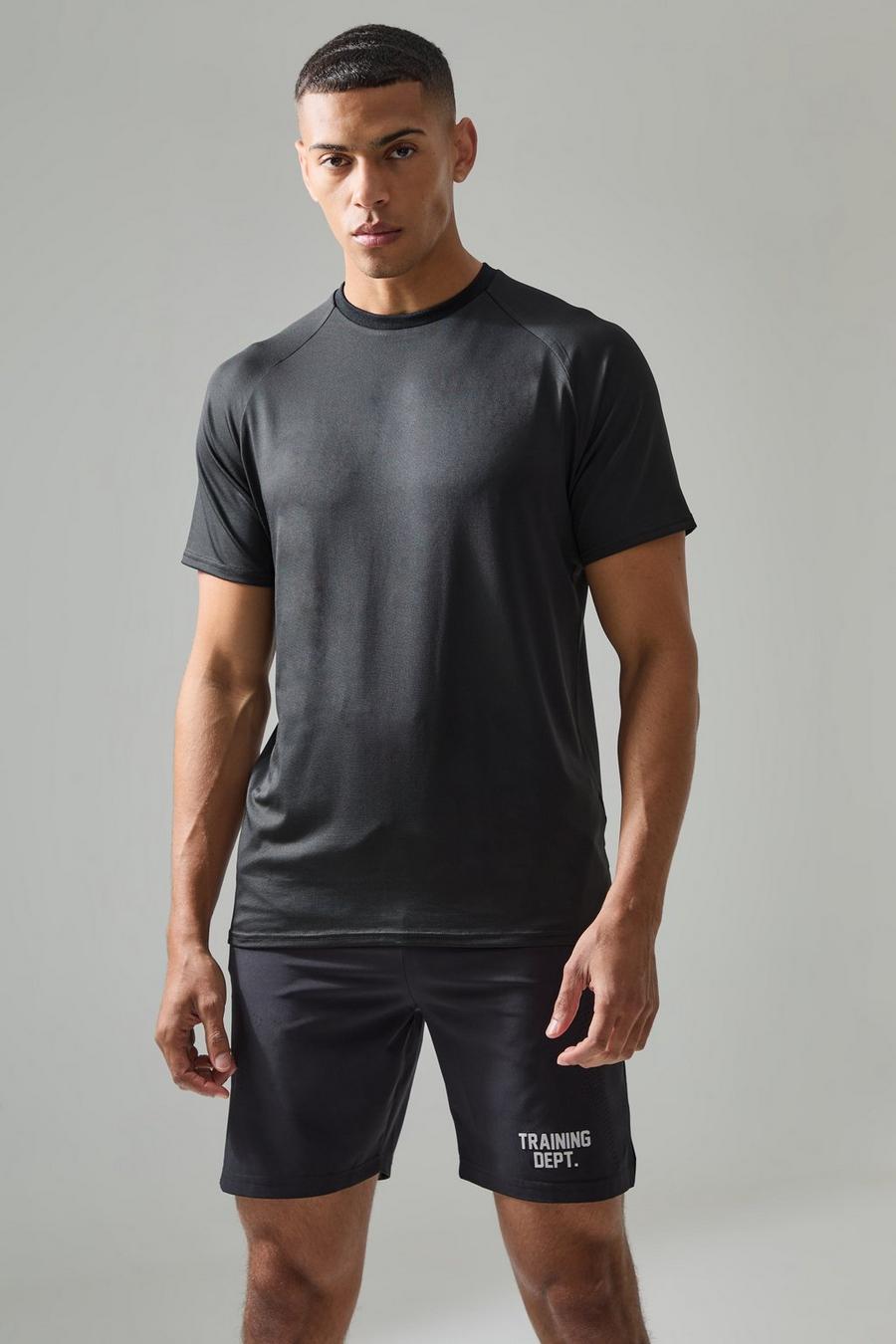 Man Active Lightweight Essentials Gym Raglan T-shirt , Black image number 1