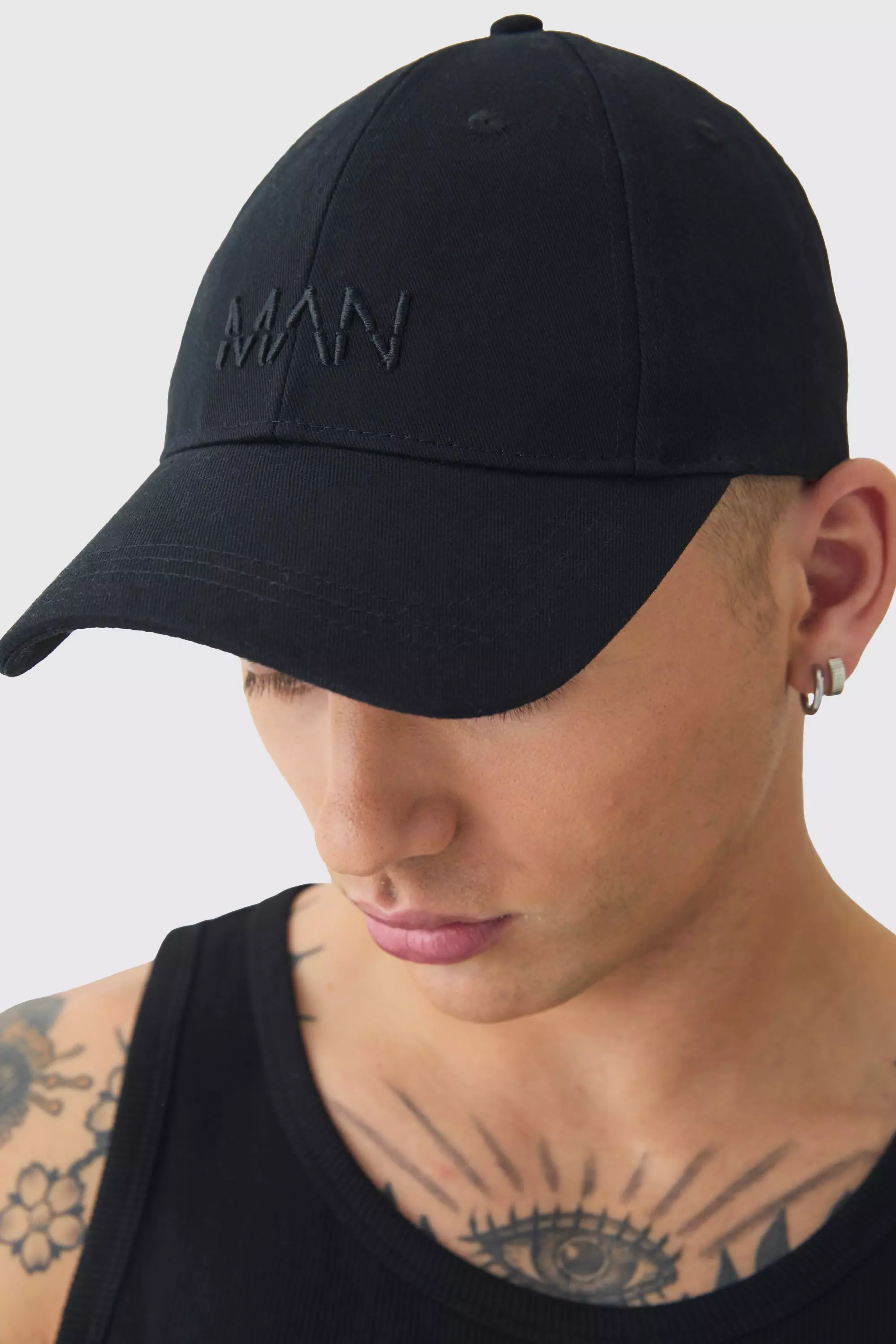 Man Dash Basic Baseball Cap In Black alternative image