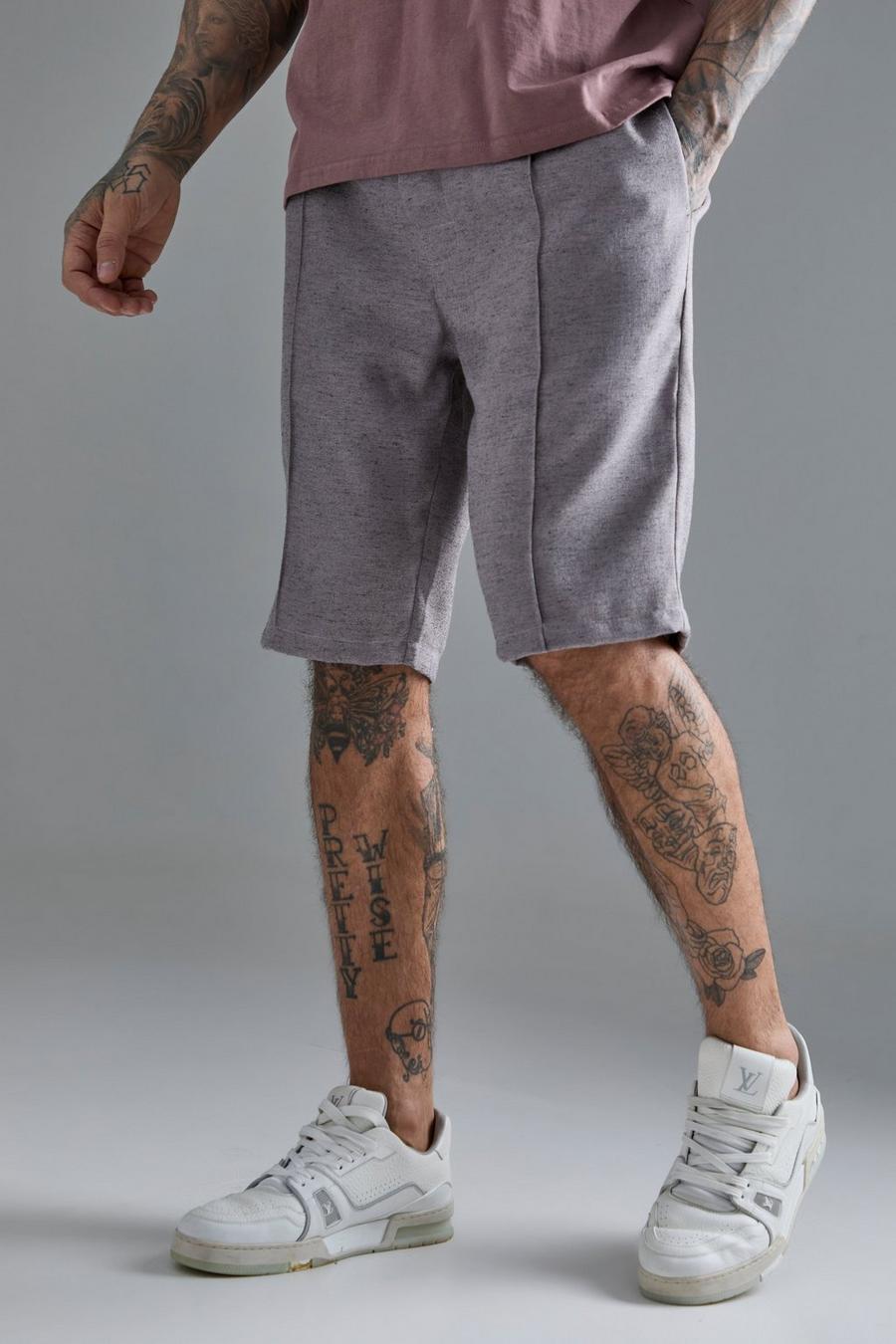 Taupe Tall Shorts Met Textuur, Biezen En Naaddetail image number 1