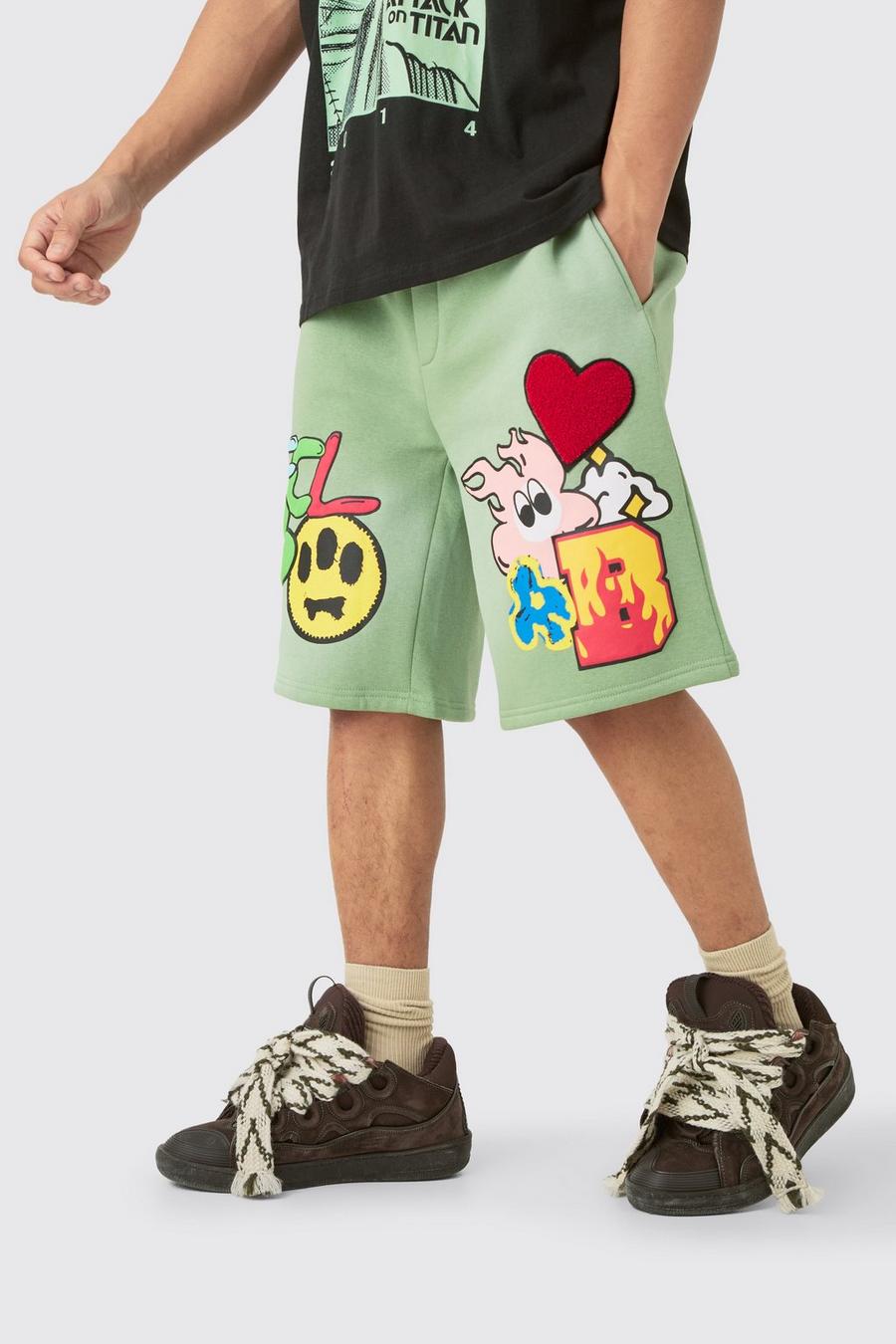 Khaki Shorts med brodyr och ledig passform image number 1