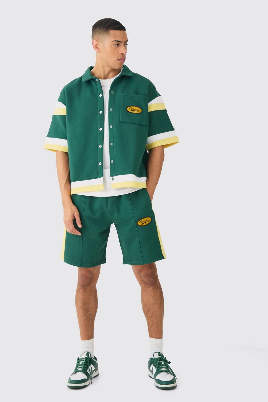 Green Boxy Varsity Trainingspak Met Overhemd En Shorts image number 1