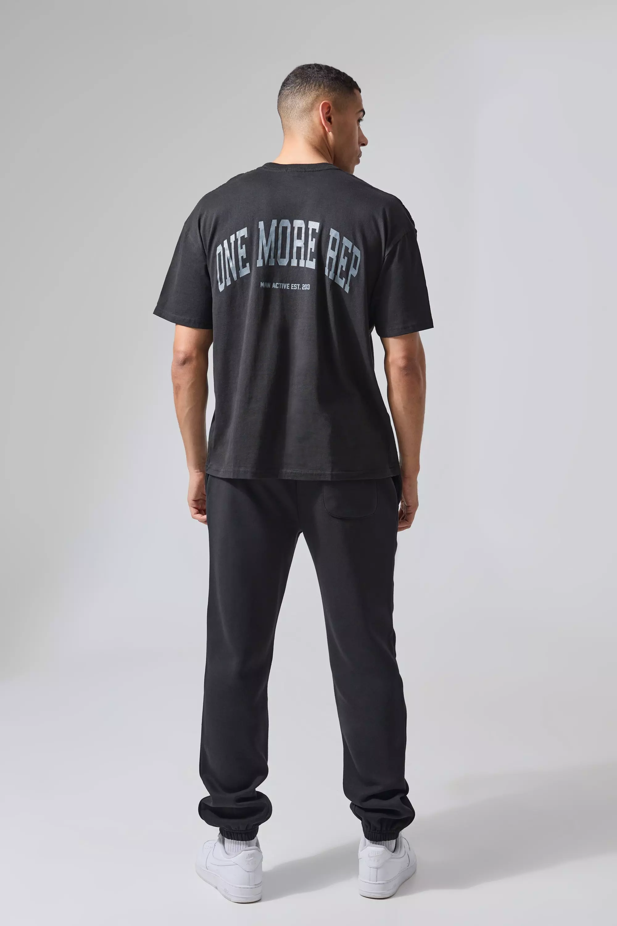 Black Man Active Oversized One More Rep T-shirt alternative image
