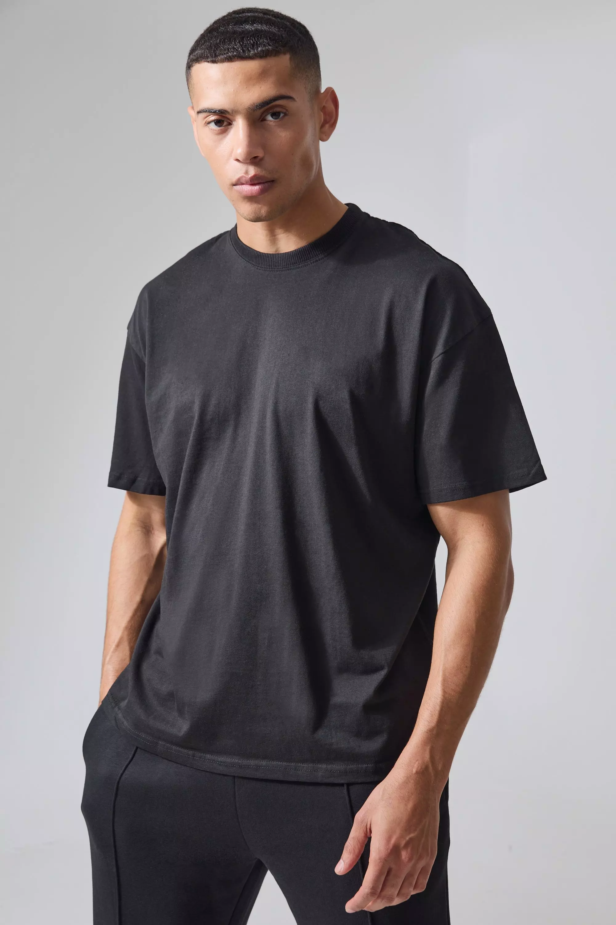 Black Man Active Oversized One More Rep T-shirt alternative image