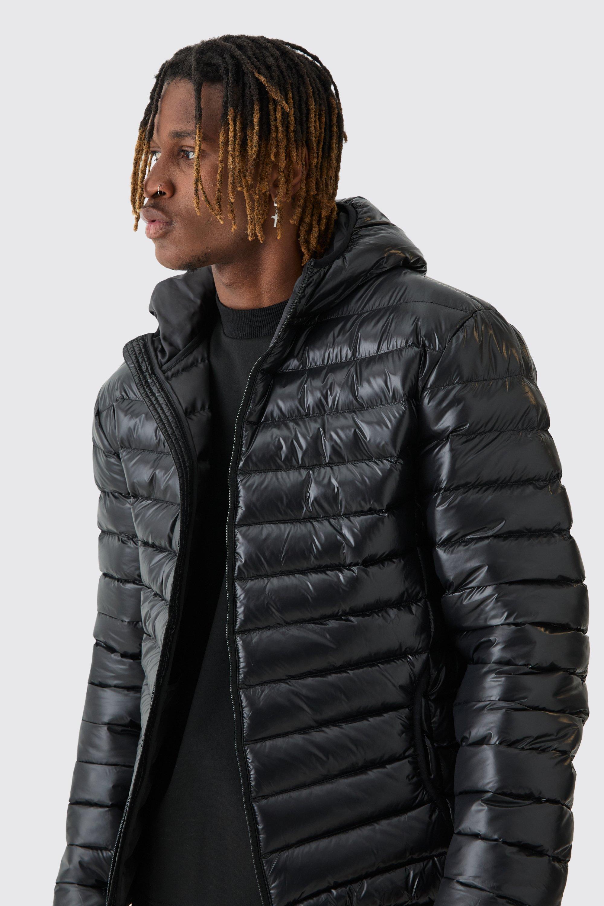 Chaqueta negra acolchada sale