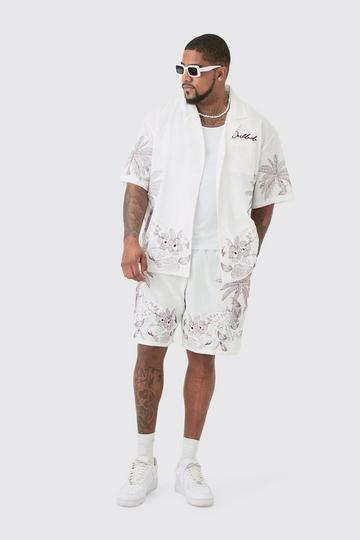 Plus Drop Revere Seersucker Embroidered Floral Shirt & Short Set white