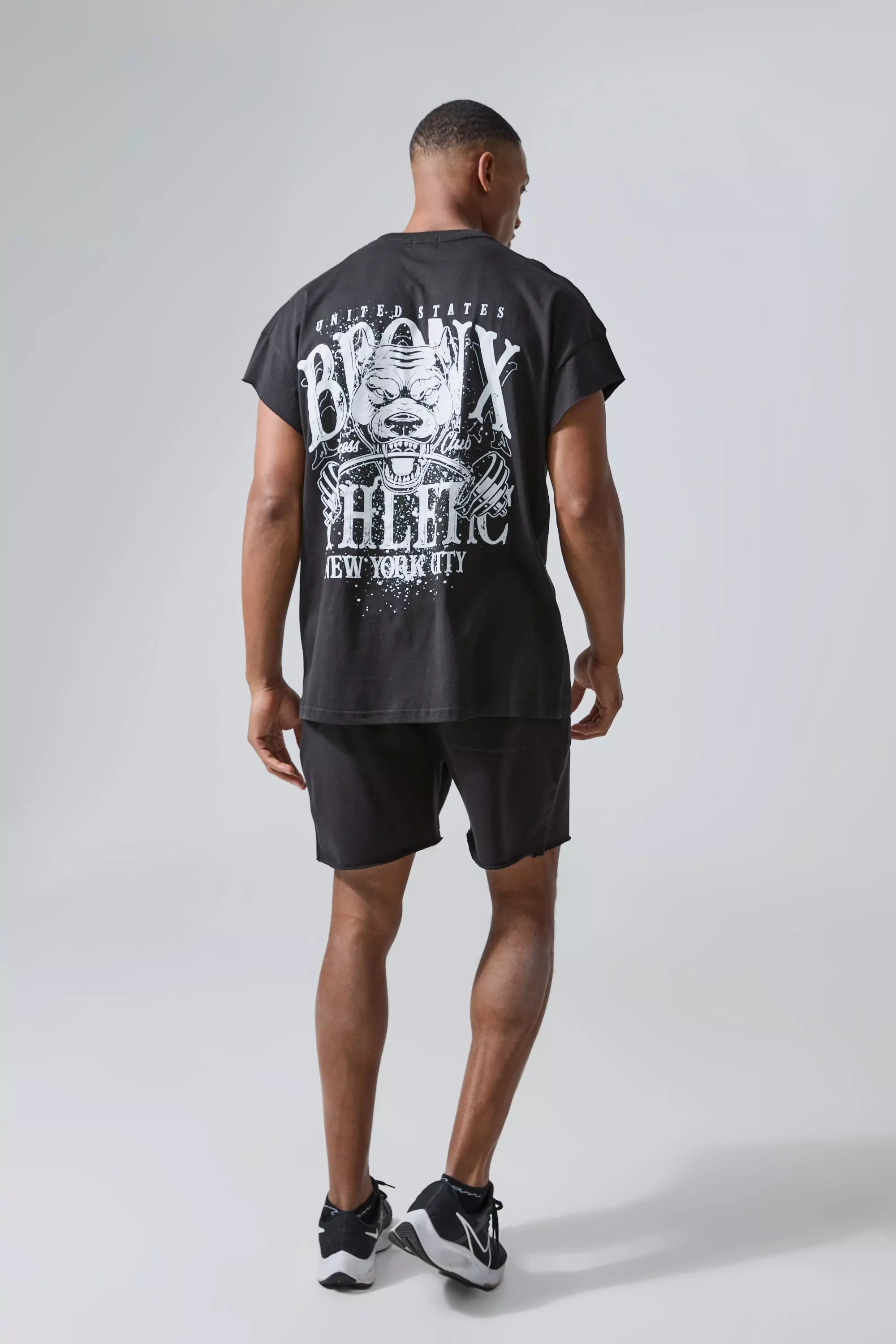 Man Active Oversized Cut Off T-shirt