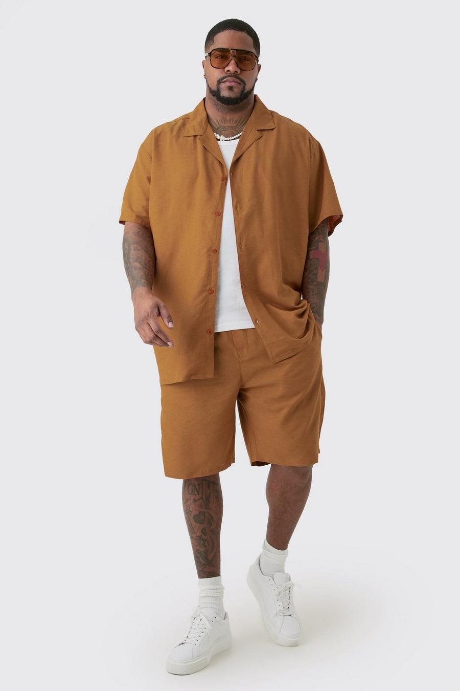 Brown Plus Oversize skjorta i linnetyg med bowlingkrage och shorts i brunt image number 1