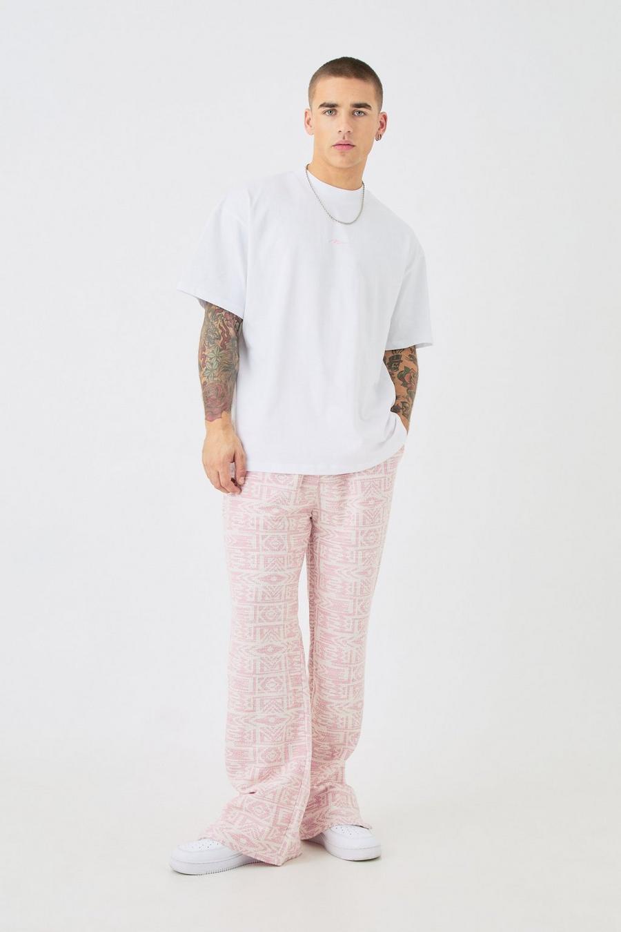 Set T-shirt oversize Man con girocollo esteso & pantaloni tuta in jacquard, Pink image number 1