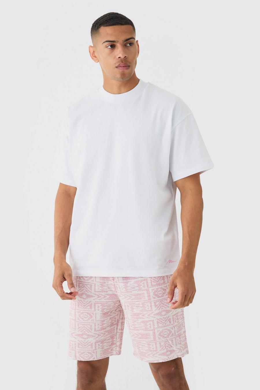 Pink Man Oversized Extended Neck T-shirt And Jacquard Shorts Set