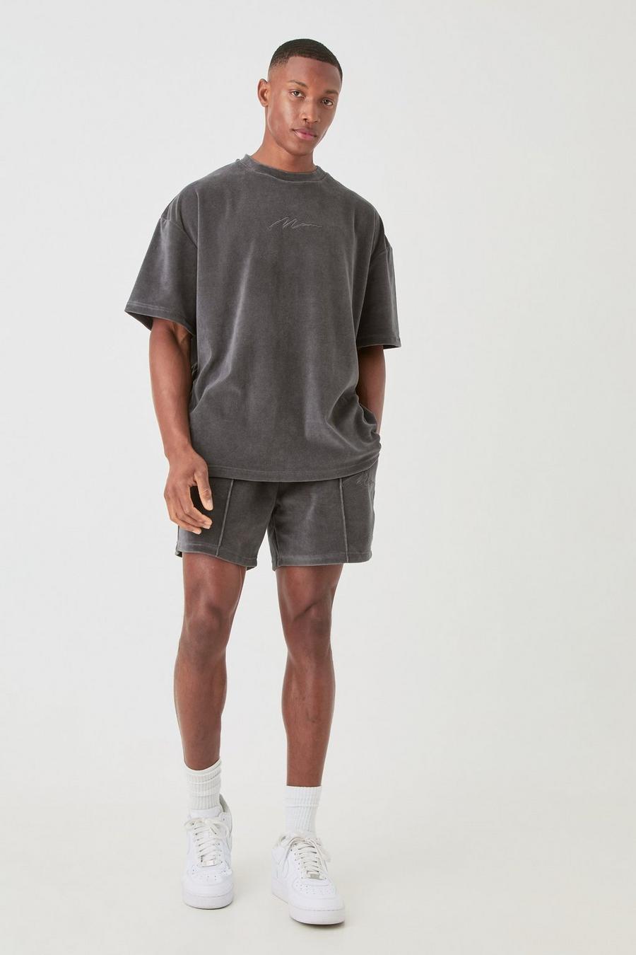 Man Oversize Velour T-Shirt & Shorts Set, Charcoal image number 1