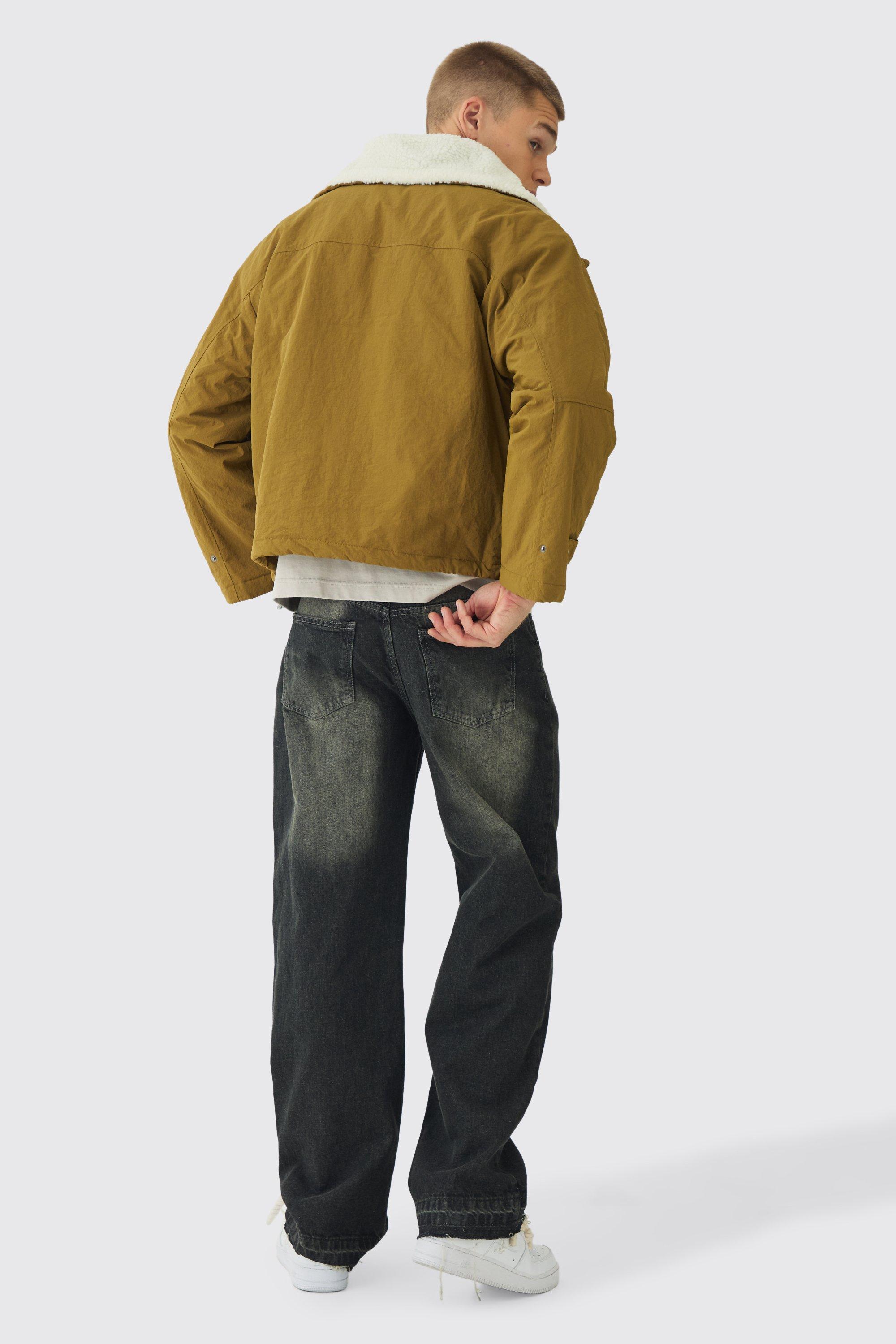 Khakifarbener Parka mit Borg Kragen boohoo DE