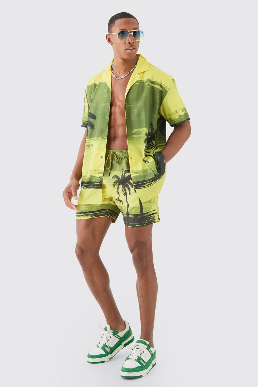 Ensemble à imprimé palmier avec chemise oversize et short de bain, Yellow image number 1