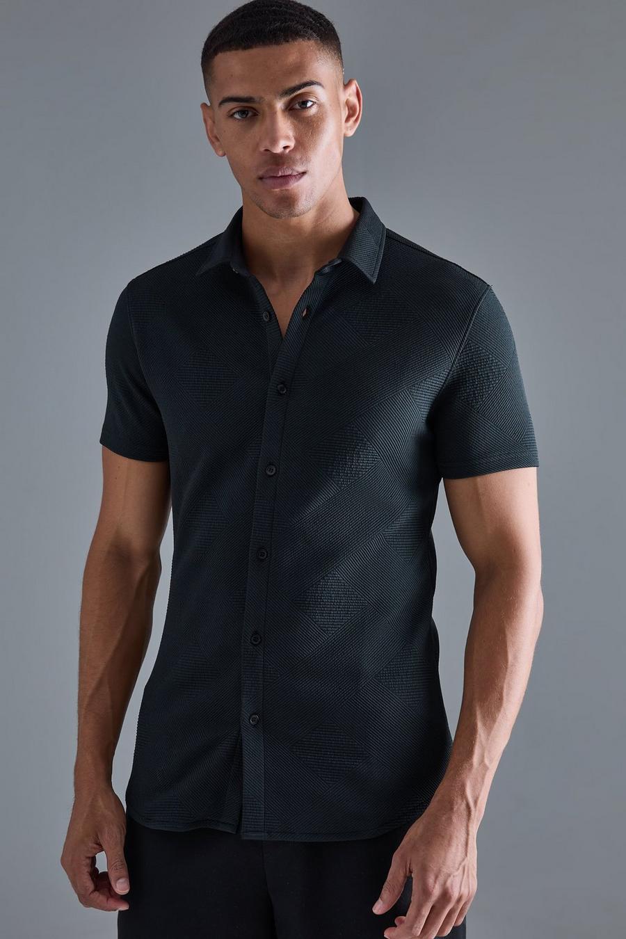 Black Short Sleeve Muscle Geo Stripe Shirt  image number 1